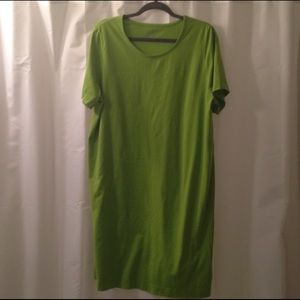 Plus size 0X (16W) Night Gown. Catherine's EUC 💚